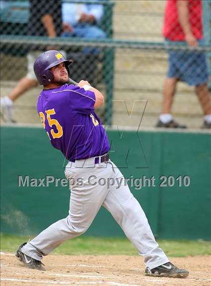 Thumbnail 3 in Central Catholic vs. Escalon (CIF SJS D5 Final) photogallery.