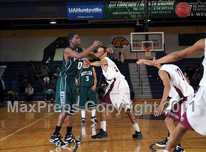 Thumbnail 2 in Butler vs. Sparkman photogallery.