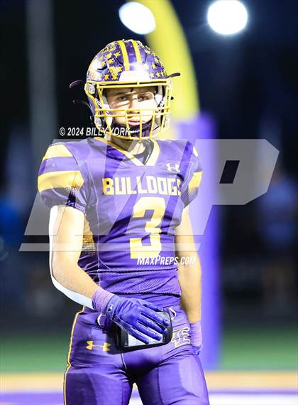 Thumbnail 3 in Grand Saline vs Edgewood photogallery.
