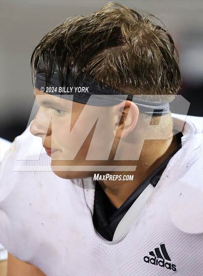 Thumbnail 2 in Grand Saline vs Edgewood photogallery.