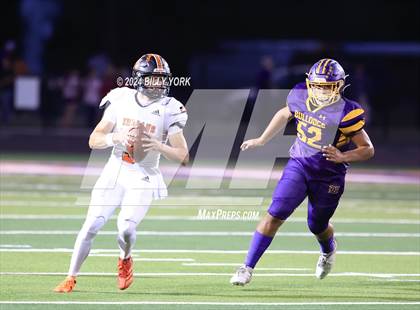 Thumbnail 1 in Grand Saline vs Edgewood photogallery.