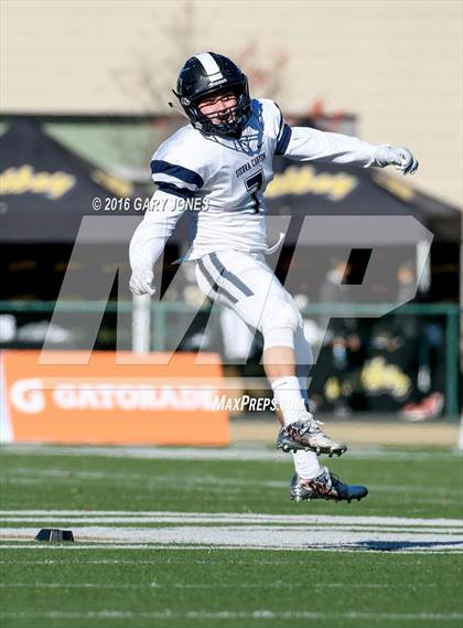Thumbnail 1 in Serra vs. Sierra Canyon (CIF State Division 2A Final) photogallery.