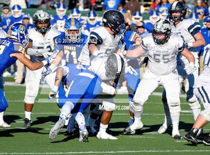 Thumbnail 2 in Serra vs. Sierra Canyon (CIF State Division 2A Final) photogallery.