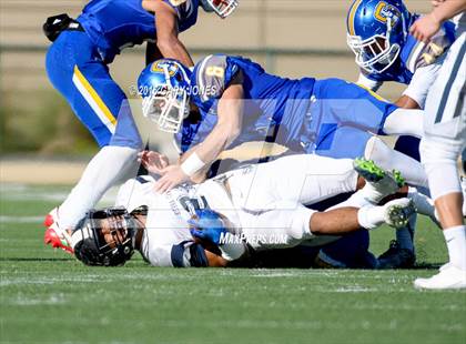 Thumbnail 3 in Serra vs. Sierra Canyon (CIF State Division 2A Final) photogallery.