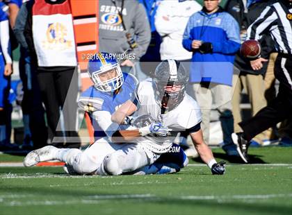 Thumbnail 1 in Serra vs. Sierra Canyon (CIF State Division 2A Final) photogallery.