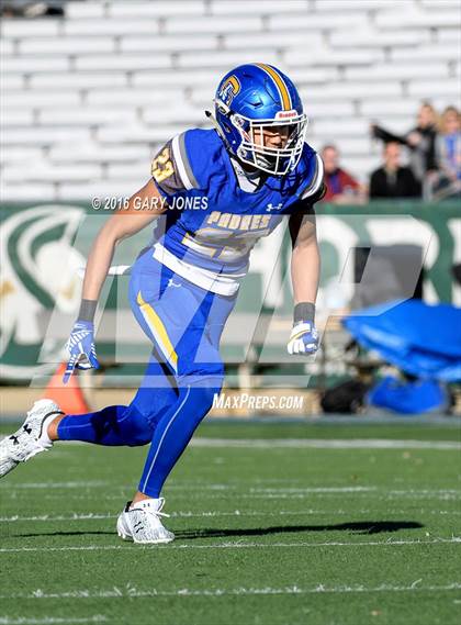 Thumbnail 2 in Serra vs. Sierra Canyon (CIF State Division 2A Final) photogallery.