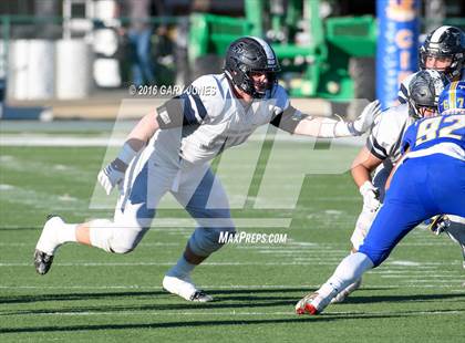 Thumbnail 3 in Serra vs. Sierra Canyon (CIF State Division 2A Final) photogallery.