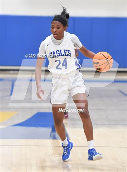 Thumbnail 3 in Phoenix Country Day vs. St. Johns (Championship - PCDS Desert Classic) photogallery.
