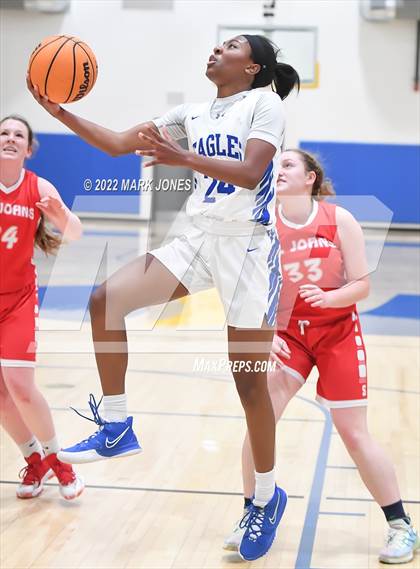 Thumbnail 3 in Phoenix Country Day vs. St. Johns (Championship - PCDS Desert Classic) photogallery.