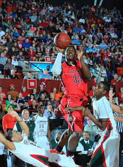Thumbnail 2 in Highland Park vs. Ottawa (KSHSAA State 4A Final) photogallery.