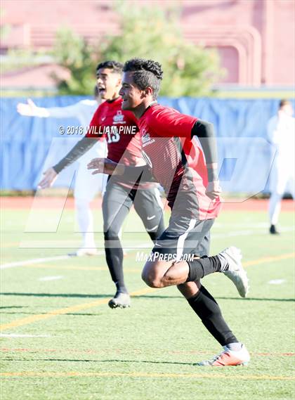 Thumbnail 2 in Somers vs. Amityville Memorial (NYSPHSAA Class A Final) photogallery.