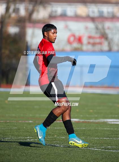 Thumbnail 2 in Somers vs. Amityville Memorial (NYSPHSAA Class A Final) photogallery.