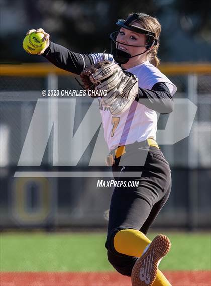 Thumbnail 3 in Pinole Valley vs Novato photogallery.