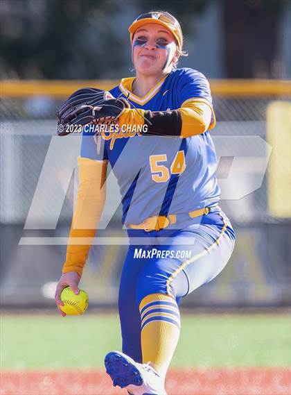 Thumbnail 2 in Pinole Valley vs Novato photogallery.