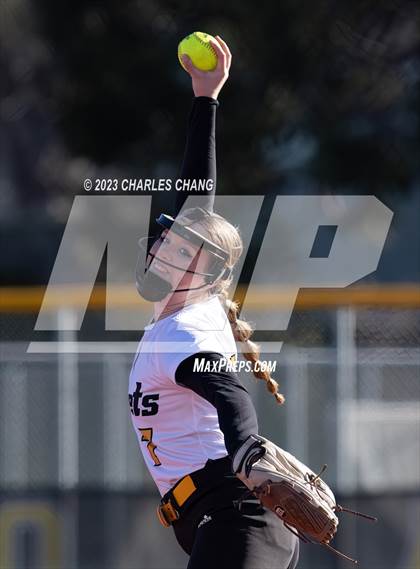 Thumbnail 1 in Pinole Valley vs Novato photogallery.
