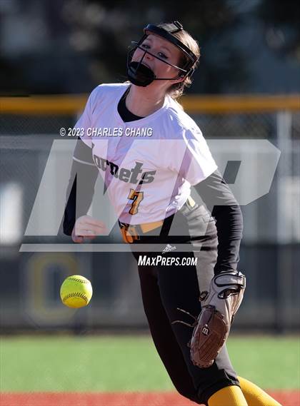 Thumbnail 2 in Pinole Valley vs Novato photogallery.