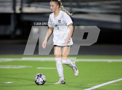 Thumbnail 3 in Marcus vs Guyer photogallery.
