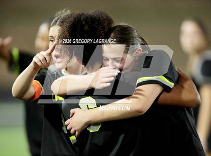 Thumbnail 2 in Marcus vs Guyer photogallery.
