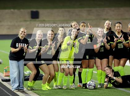 Thumbnail 1 in Marcus vs Guyer photogallery.