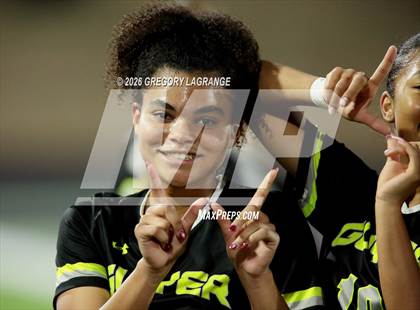 Thumbnail 2 in Marcus vs Guyer photogallery.