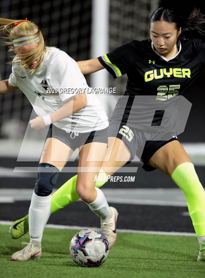 Thumbnail 3 in Marcus vs Guyer photogallery.