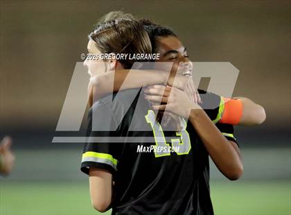 Thumbnail 1 in Marcus vs Guyer photogallery.