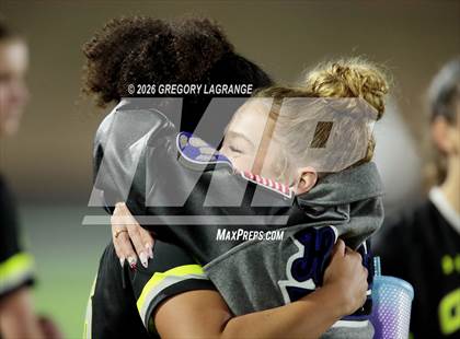 Thumbnail 2 in Marcus vs Guyer photogallery.