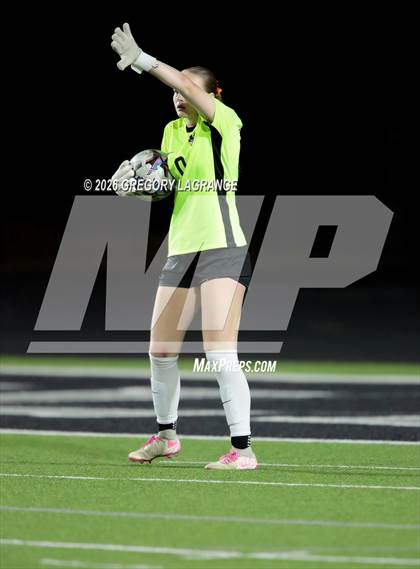 Thumbnail 2 in Marcus vs Guyer photogallery.