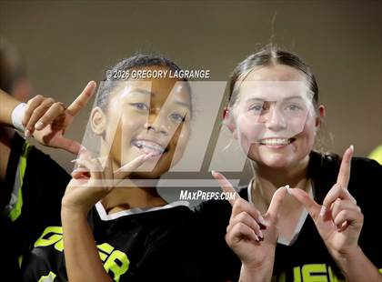 Thumbnail 1 in Marcus vs Guyer photogallery.