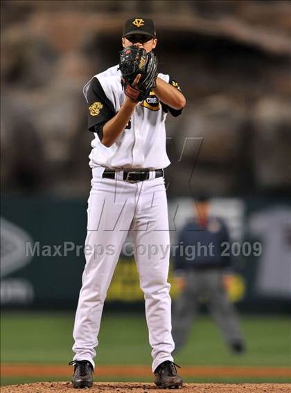 Thumbnail 3 in Edison vs. Capistrano Valley (CIF SS D1 Final) photogallery.