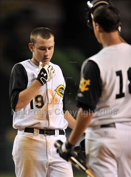 Thumbnail 2 in Edison vs. Capistrano Valley (CIF SS D1 Final) photogallery.