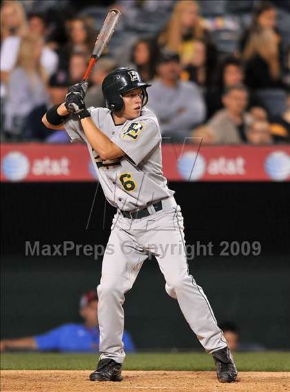 Thumbnail 1 in Edison vs. Capistrano Valley (CIF SS D1 Final) photogallery.