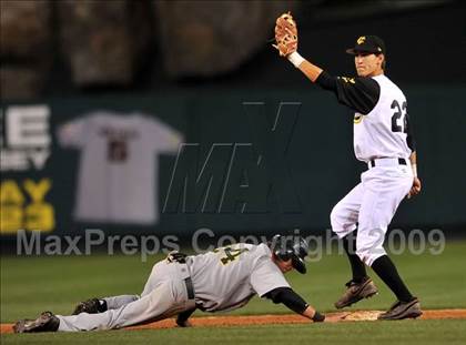 Thumbnail 2 in Edison vs. Capistrano Valley (CIF SS D1 Final) photogallery.