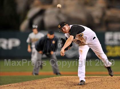 Thumbnail 1 in Edison vs. Capistrano Valley (CIF SS D1 Final) photogallery.
