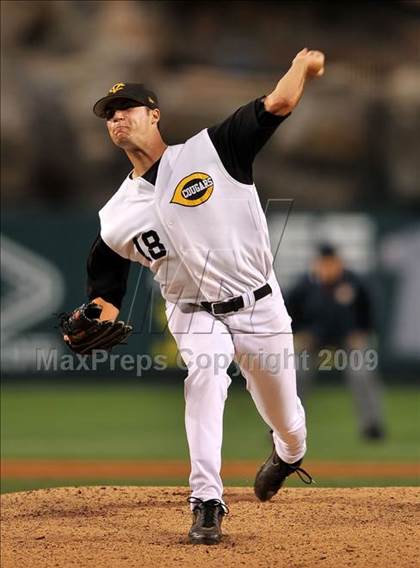 Thumbnail 1 in Edison vs. Capistrano Valley (CIF SS D1 Final) photogallery.