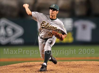 Thumbnail 1 in Edison vs. Capistrano Valley (CIF SS D1 Final) photogallery.