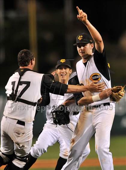 Thumbnail 1 in Edison vs. Capistrano Valley (CIF SS D1 Final) photogallery.