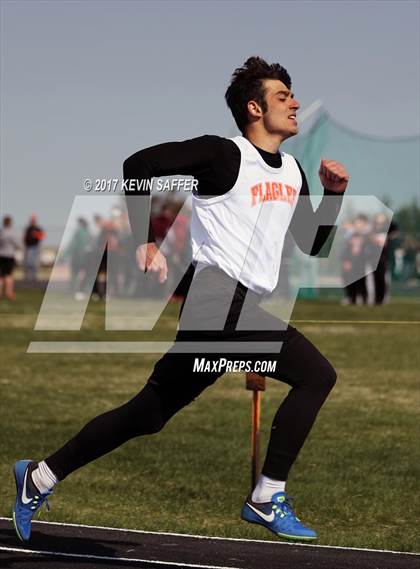 Thumbnail 3 in Yuma Invitational Track Meet photogallery.