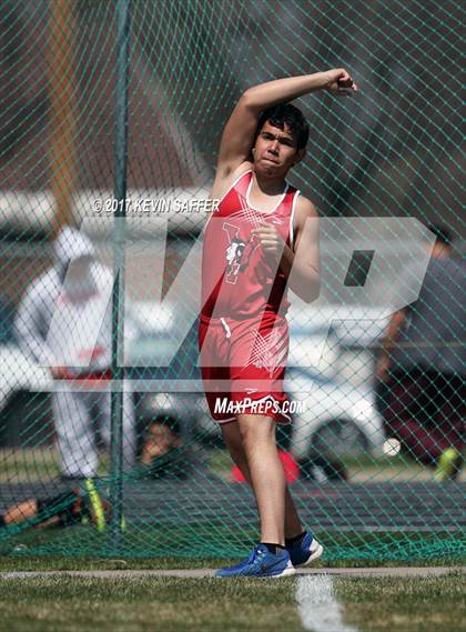 Thumbnail 2 in Yuma Invitational Track Meet photogallery.