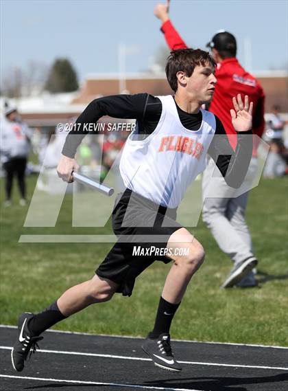 Thumbnail 1 in Yuma Invitational Track Meet photogallery.