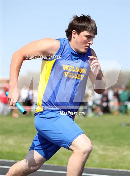 Thumbnail 1 in Yuma Invitational Track Meet photogallery.