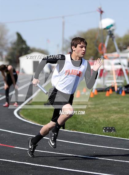 Thumbnail 3 in Yuma Invitational Track Meet photogallery.