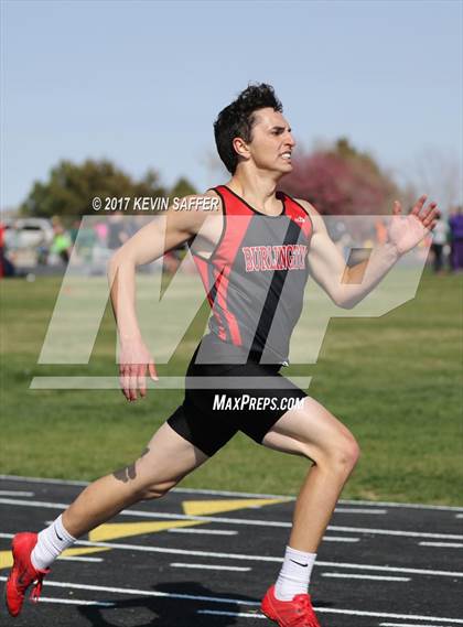 Thumbnail 3 in Yuma Invitational Track Meet photogallery.