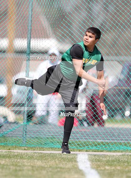 Thumbnail 2 in Yuma Invitational Track Meet photogallery.