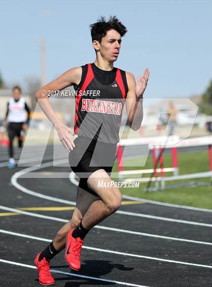 Thumbnail 3 in Yuma Invitational Track Meet photogallery.