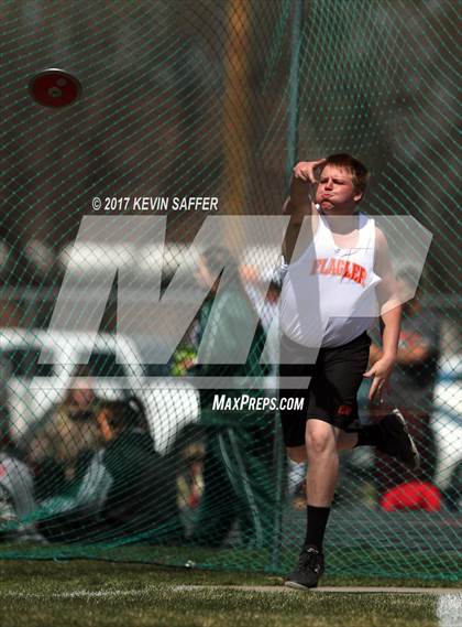Thumbnail 2 in Yuma Invitational Track Meet photogallery.