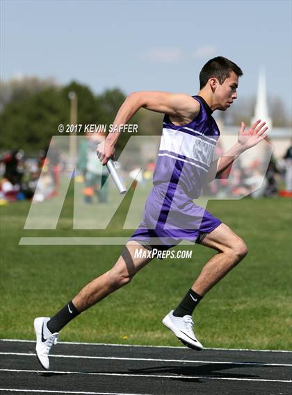 Thumbnail 1 in Yuma Invitational Track Meet photogallery.