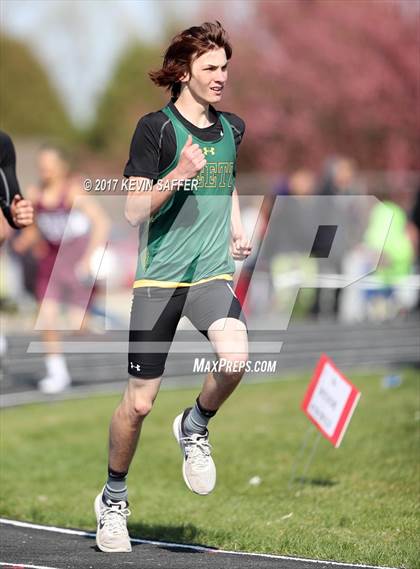 Thumbnail 1 in Yuma Invitational Track Meet photogallery.