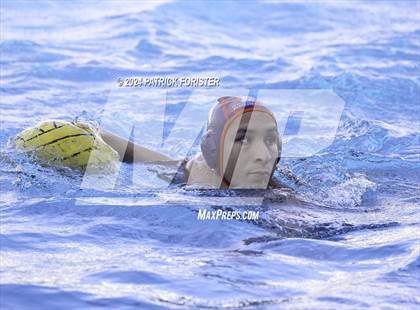 Thumbnail 3 in Brandeis vs. Clark photogallery.
