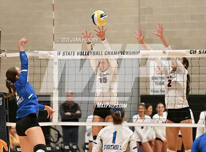 Thumbnail 1 in Foothill vs Palos Verdes (CIF Division 1 Final) photogallery.